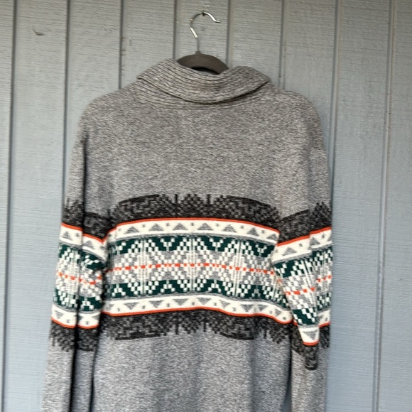 American Eagle Gray NWT Patterned Men's Sweater M - Picture 6 of 8